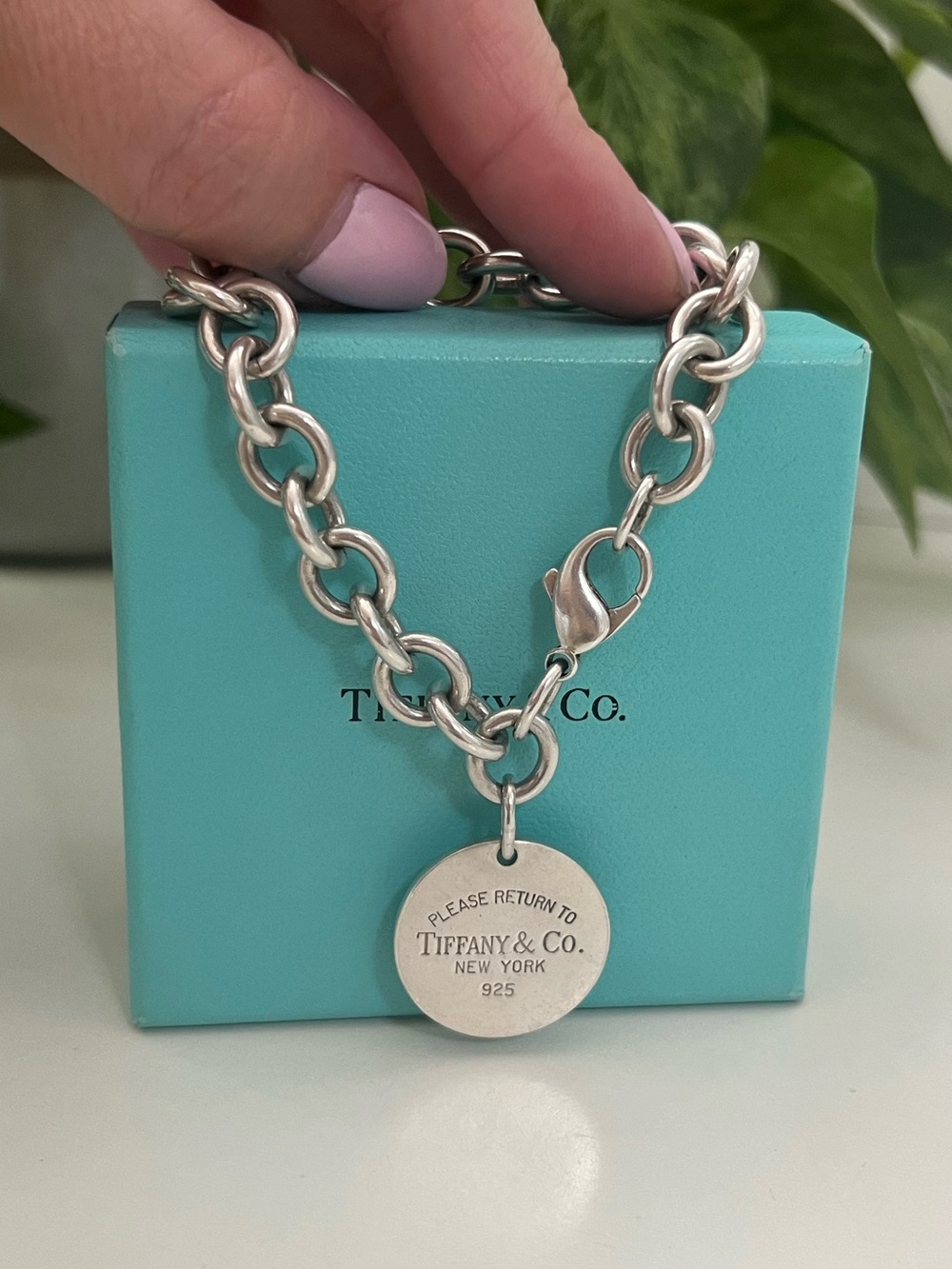 Authentic Tiffany & Co. Please Return To Tiffany Round Tag Chain Link Bracelet
